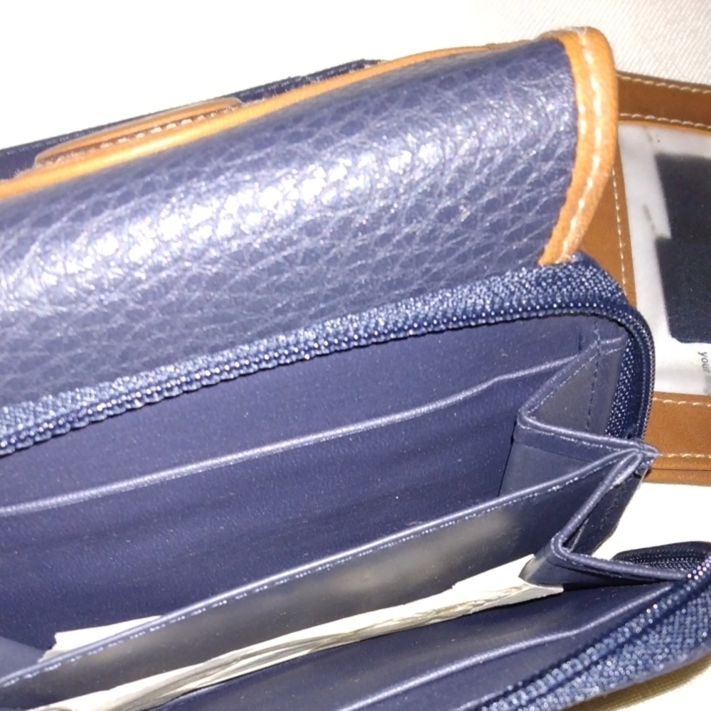Wallet - Picture 6 of 10